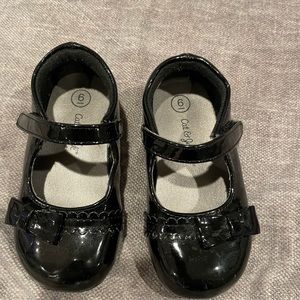 Cat and jack black shoes toddler 6